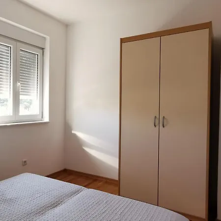 Spacious Apt In Tisno Near Garden Resort - 4 Min Exterior photo