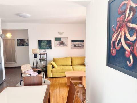 Apartment Spacious In Near Garden - 4 Min *