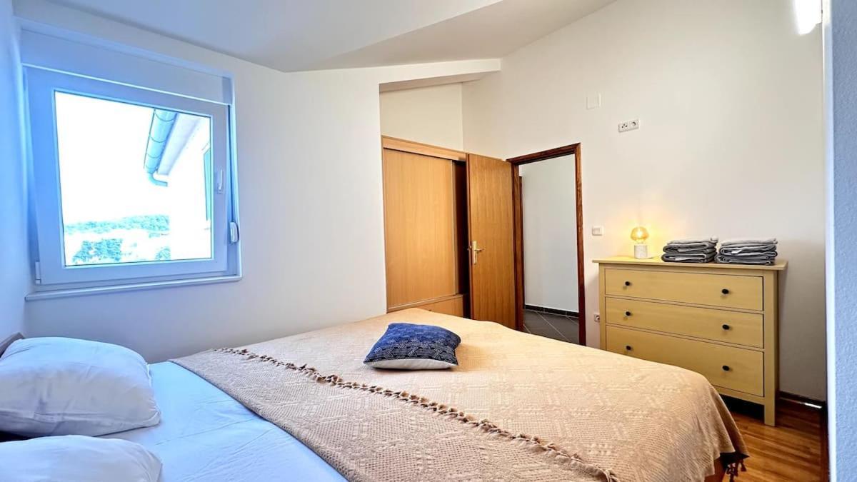 Apartment Spacious In Near Garden - 4 Min *