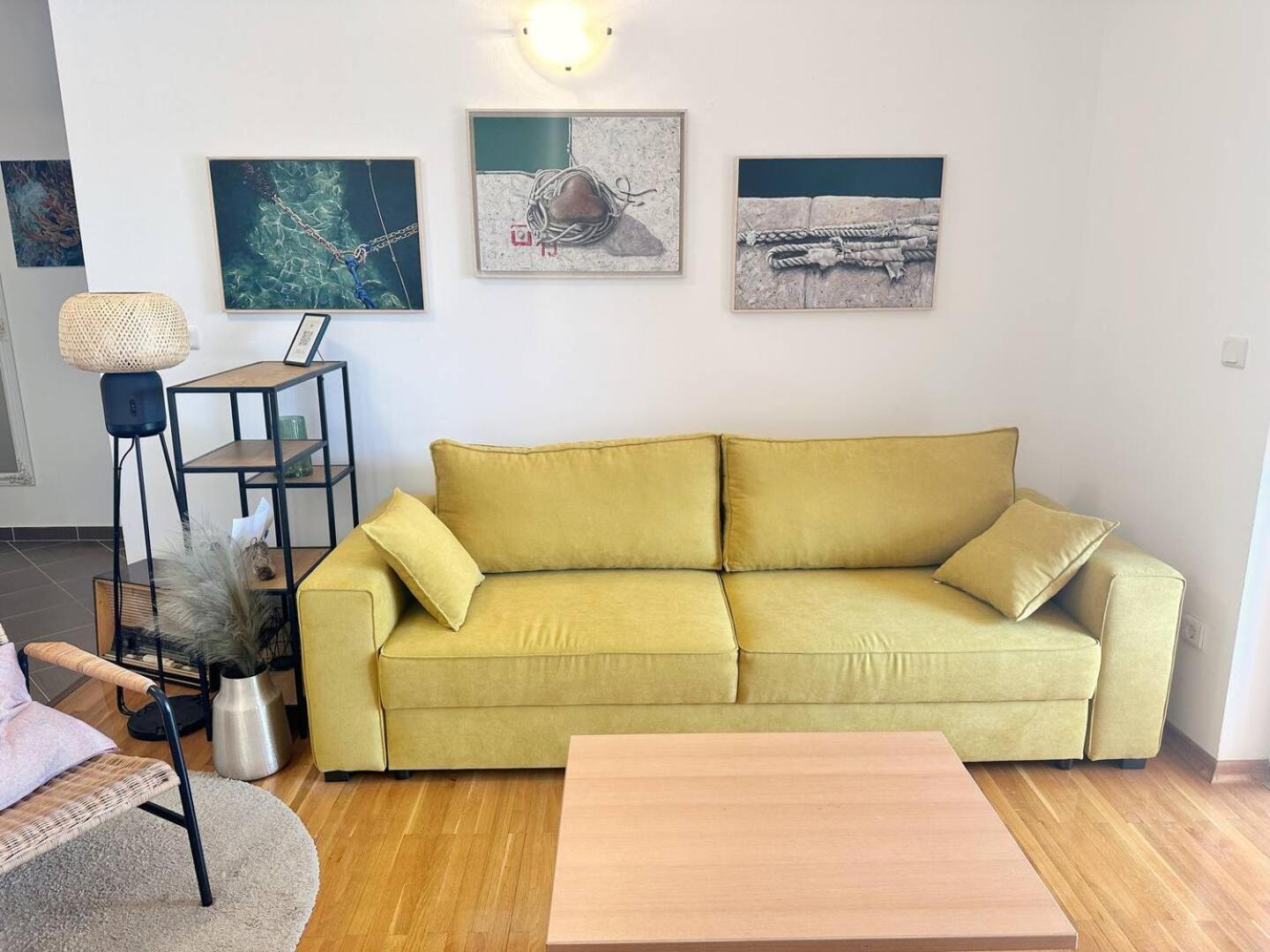 Spacious In Near Garden - 4 Min * Tisno
