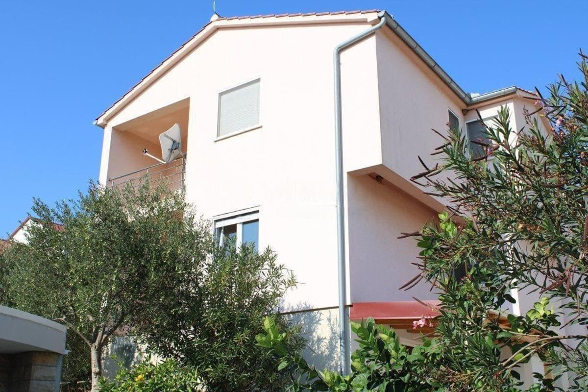 Apartment Spacious In Near Garden - 4 Min *